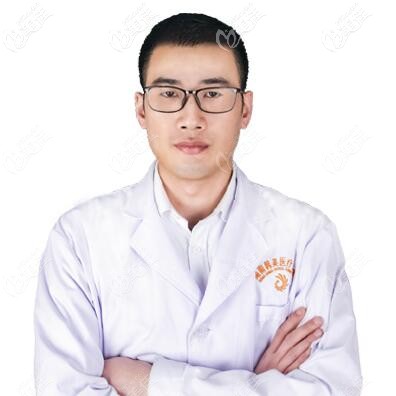湖南韩美医疗美容外科主任吴福山