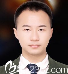 贵阳美贝尔整形医生廖小飞